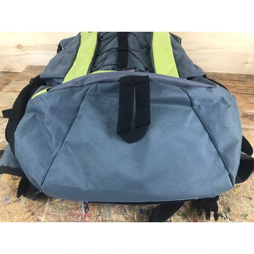 The North Face Terra 30 Hiking Backpack Green Gray 20